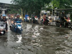 Jatim Waspada Cuaca Ekstrem, Ini Tips Menghadapinya
