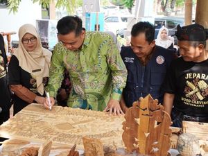 Jepara Wood Carving Performance Tawarkan Wisata Edukasi Ukir Lokal