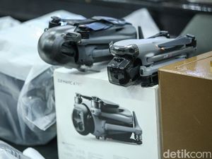 Video: Bandar di Kampung Narkoba Pakai Drone untuk Pengawasan Kotak Masuk