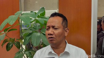 Berita dari Detik Finance: BYAN Umumkan Kahar, ESDM Tegaskan Revisi RKAB Masih Dievaluasi