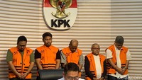 5 Tersangka Baru Kasus Dana PEN Setor Rp 4,21 M ke Eks Bupati Situbondo