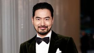 Bikin Pangling, Lee Jin Wook Disorot Lebih Chubby, Kini Tumbuhkan Janggut