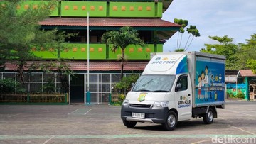 Kesan Ramdan Jadi Driver SPPG Polri Cengkareng: Serunya Beda Disambut Anak-anak