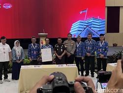 Unhas Canangkan Zona Integritas Menuju Kampus Bebas Korupsi dan Melayani