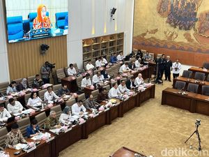 Kemenperin Ungkap Masalah Industri Baja RI: Banjir Impor-Mesin Pabrik Tua