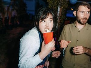 Keseruan Stephanie Poetri Hangout saat Haloween hingga Belajar Hias Kue