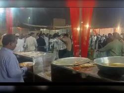 Tamu Pesta Nikah di India Baku Hantam gegara Rebutan Ayam Goreng