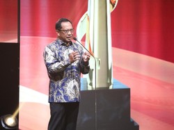 Jaga Sinergi, Mendagri Raih Penghargaan di Ajang Indonesia Kita Awards