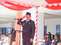 Wawalkot Kendari Sudirman Pimpin Upacara Peringatan Hari Pahlawan 2025