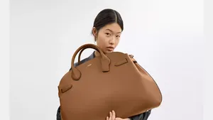 10 Produk Fashion Terpanas Kuartal III 2025, Didominasi Desain Klasik