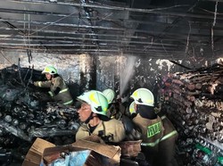 Kebakaran di Fatmawati Jaksel Landa Ruko Tekstil, Pemadaman Sudah 3 Jam