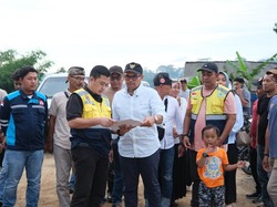 Bupati Faiz Optimistis Problem Pengangguran Batang Tuntas di 2027