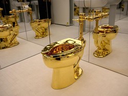 Kloset Ini Terbuat dari 100 Kg Emas