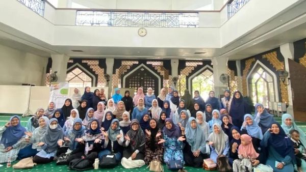 Hijabee Surabaya sukses adakan kajian tentang tepuk Sakinah. Foto: Instagram @hijabeesurabaya