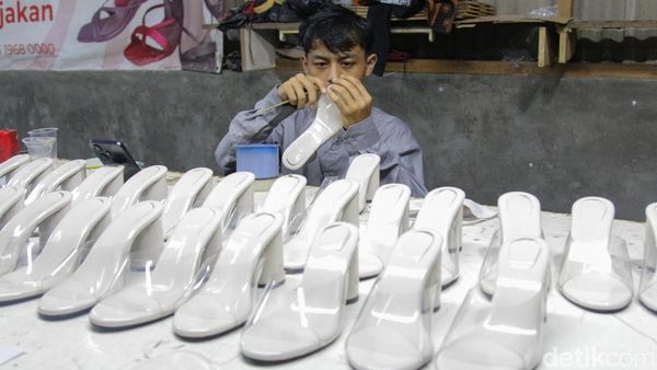 Langkah Mantap Industri Alas Kaki, Jadi Penopang Ekonomi Nasional 2025