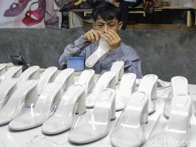 Langkah Mantap Industri Alas Kaki, Jadi Penopang Ekonomi Nasional 2025