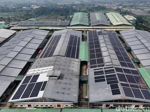 Perusahaan di Jabar Ini Nol Emisi Karbon, Pakai Listrik Tenaga Surya