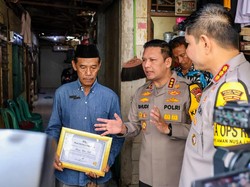 Polda Metro Jaya Dampingi Keluarga Hansip Cakung: Beliau Pahlawan Lingkungan