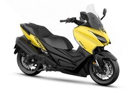 Kenalin, Ini Motor Pesaing Yamaha Tmax dari China