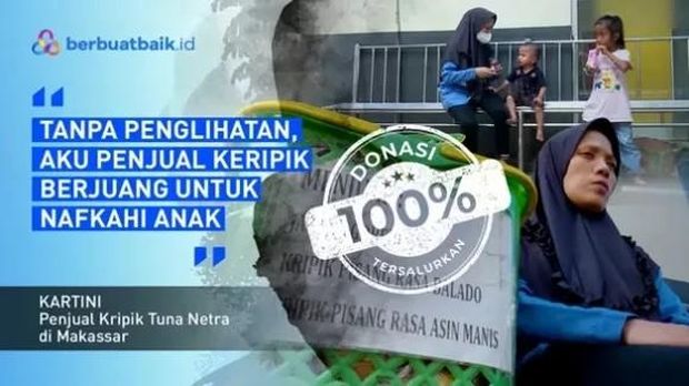 Tegarnya Kartini, Tuna Netra Penjual Keripik yang Merawat 2 Anak Tanpa Suami