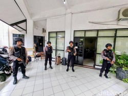 KPK Geledah Kantor Disbudparpora Ponorogo, Telusuri Proyek Monumen Reog