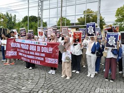 Massa Geruduk DPRD Kulon Progo, Desak Larangan Iklan-Sponsor Rokok Diatur Perda