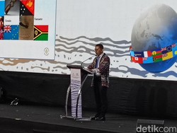Fadli Zon Beri Sambutan di Kupang, Mikrofon Tiba-tiba Mati