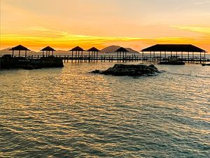 Pantai Tanjung Bajau Singkawang: Aneka Wahana, HTM, dan Rutenya