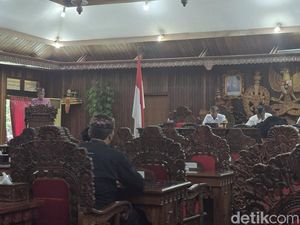 Pemkab Klungkung Diminta Perkuat Pajak dan Retribusi di RAPBD 2026