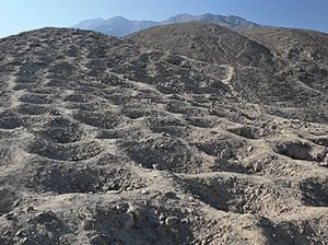 Misteri Ribuan Lubang di Peru yang Bikin Bingung Ilmuwan