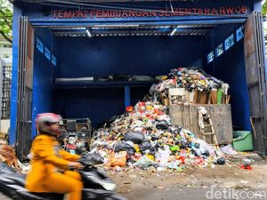 Gunungan Sampah Kembali Muncul di Bandung, DPRD Desak Pemkot Bertindak