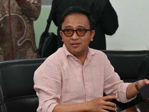 Marak Anak Usia Dini Main Medsos, F-Gerindra Usul RUU Perlindungan Siber