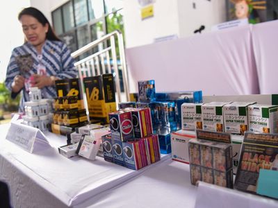 Gudang Obat Ilegal Digerebek, Barang Bukti Senilai Rp2,74 Miliar Diamankan