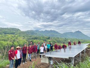 Mahasiswa UNS Kembangkan Pompa Air Cerdas Tenaga Surya di Wonogiri