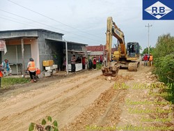Viral Jalan di Sayung Rusak Bak Jalur Offroad Imbas Proyek Tol Semarang-Demak