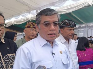 Video Menaker Yassierli: Pekerja Indonesia Banyak Disukai karena Orangnya Santun