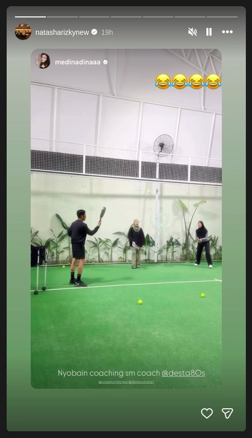 Momen Desta dan Natasha RIzki main padel
