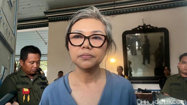 Putri tertua Paku Buwono XIII, GKR Timoer Rumbay Kusuma Dewayani di Keraton Solo, Kamis (13/11/2025).