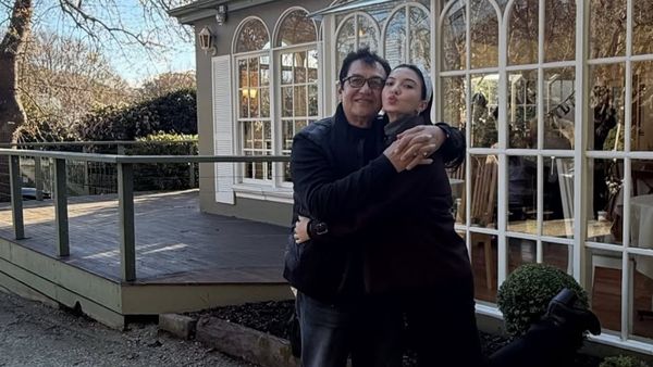 8 Foto Raline Shah Pamer Kedekatan Dengan Ayah saat di Melbourne, Bak Bestie