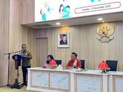 Sekda Kendari Dorong Ayah Jadi Figur Teladan: Bukan Hanya Cari Nafkah