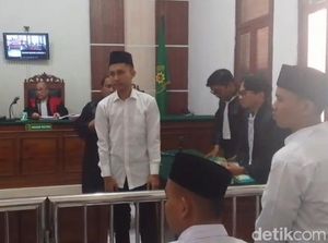 Pembuat Bom Molotov yang Bikin Gedung Grahadi Kebakaran Diadili
