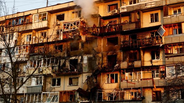Drone dan Rudal Rusia Hantam Kyiv, Lukai 11 Warga dan Rusak Puluhan Bangunan