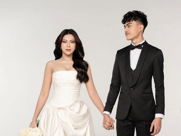 Potret Prewedding Hanum Mega, Stunning Dengan Gaun Berbelahan Drapery