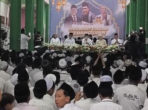 Zulkifli Hasan Kunjungi Ponpes Al-Khoziny, Disambut Wabup Sidoarjo Mimik