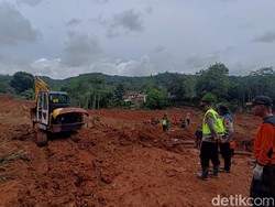 5 Regu Tim SAR Fokus Cari 21 Korban Longsor Cilacap yang Hilang