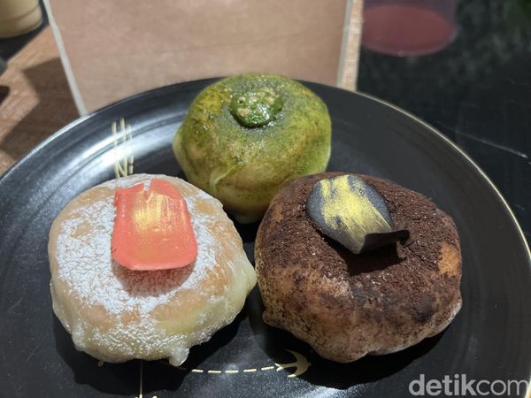 Begini Rasa Donat Mochi yang Lagi Viral, Harganya Rp 23 Ribu!
