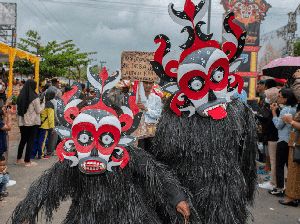 Tarian Babukung, Ritual Kematian Adat Dayak Tomun yang Sarat Nilai Budaya