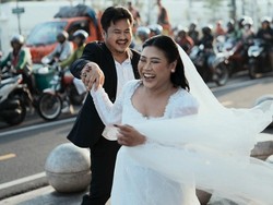 Boiyen Gugat Cerai Rully Anggi Akbar