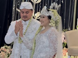 Boiyen Dipinang dengan Maskawin Emas 15 Gram-Uang Rp 110.002.025