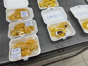 Daging Buah Durian Promo Ini Menghitam, Aman Dikonsumsi?